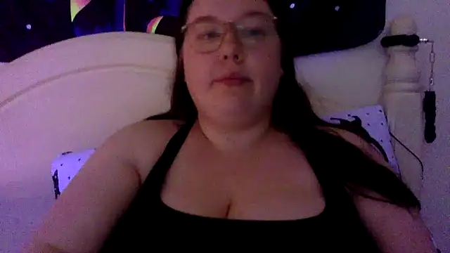 Sexycurvyemilyy online show from 11, 9, 2025