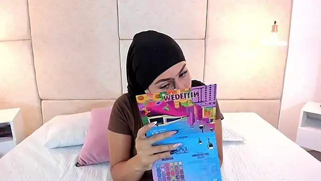 abby gibson online show from 8, 4, 2026