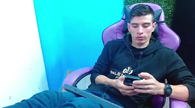 DEIBY BABY online show from 15, 12, 2024