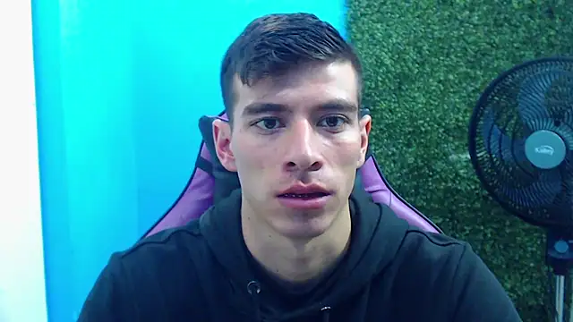 DEIBY BABY online show from 4, 1, 2025