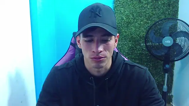 DEIBY BABY online show from 11, 1, 2025