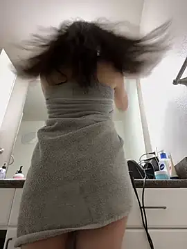 Snapshot of Natur4lBeautyb33 chatting on 10, 12, 2024 Natur4lBeautyb33 online show from 10, 12, 2024