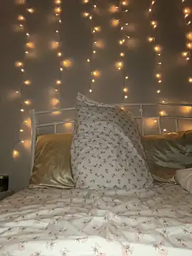 Snapshot of Natur4lBeautyb33 chatting on 7, 1, 2025 Natur4lBeautyb33 online show from 7, 1, 2025