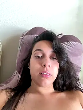 Snapshot of Natur4lBeautyb33 chatting on 11, 9, 2025 Natur4lBeautyb33 online show from 11, 9, 2025