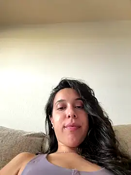 Snapshot of Natur4lBeautyb33 chatting on 28, 10, 2025 Natur4lBeautyb33 online show from 28, 10, 2025