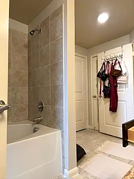 Snapshot of Natur4lBeautyb33 chatting on 16, 12, 2025 Natur4lBeautyb33 online show from 16, 12, 2025