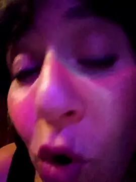 Snapshot of SkyelarSommer chatting on 28, 10, 2025 SkyelarSommer online show from 28, 10, 2025