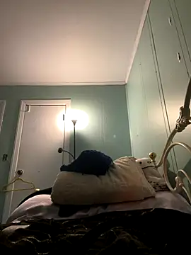 Snapshot of DominiqueX0 chatting on 16, 11, 2025 DominiqueX0 online show from 16, 11, 2025