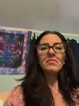 Snapshot of DominiqueX0 chatting on 21, 11, 2025 DominiqueX0 online show from 21, 11, 2025