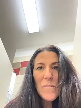 Snapshot of DominiqueX0 chatting on 16, 12, 2025 DominiqueX0 online show from 16, 12, 2025