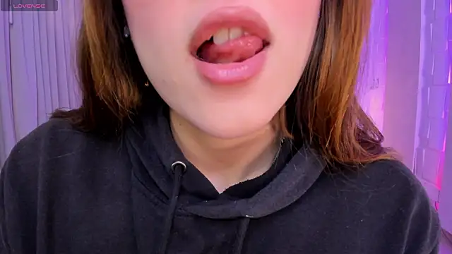 nathalie rivers online show from 4, 3, 2026