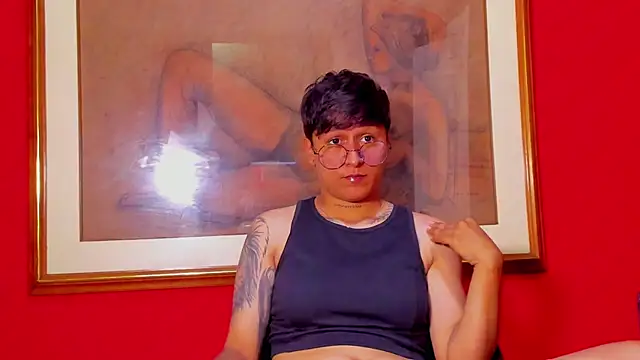 Snapshot of Tamarahryan chatting on 7, 5, 2026 Tamarahryan online show from 7, 5, 2026
