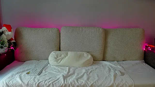 bellahot77 online show from 21, 12, 2025