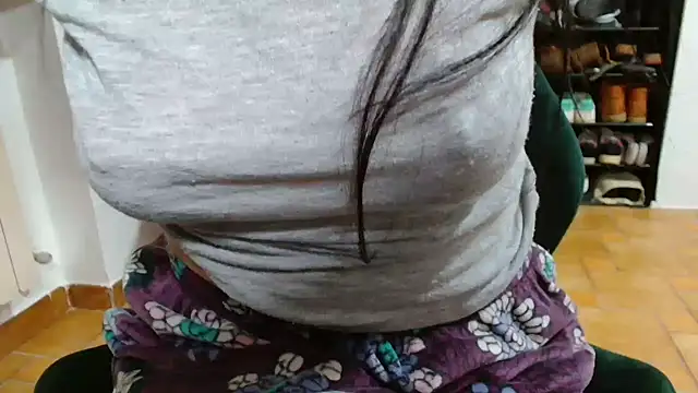 patatinahot87 online show from 14, 1, 2026