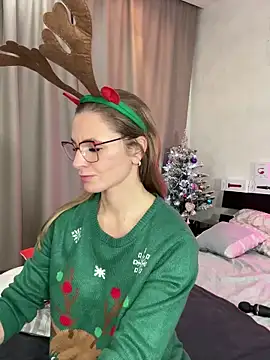 Milf Tea online show from 1, 1, 2025