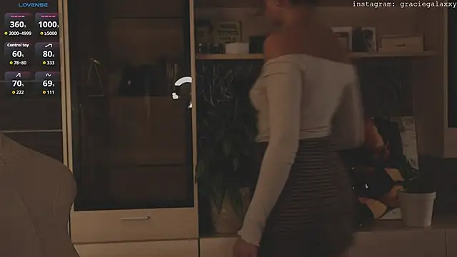 Chill out with Salvia online show from 25, 11, 2025