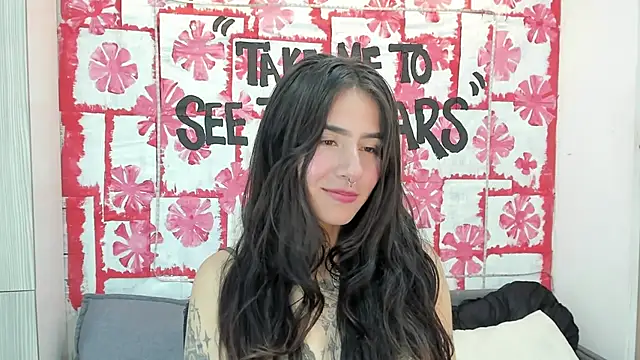 Mhelanny2 online show from 13, 3, 2025