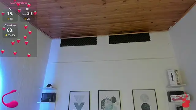 Snapshot of cristal__hot_1 chatting on 21, 1, 2025 cristal hot 1 online show from 21, 1, 2025