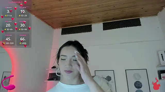 Snapshot of cristal__hot_1 chatting on 24, 1, 2025 cristal hot 1 online show from 24, 1, 2025