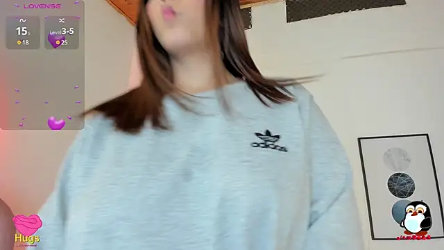 Snapshot of cristal__hot_1 chatting on 21, 2, 2025 cristal hot 1 online show from 21, 2, 2025