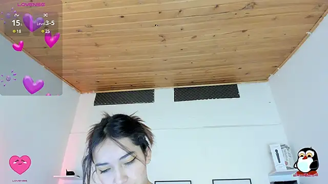 Snapshot of cristal__hot_1 chatting on 23, 2, 2025 cristal hot 1 online show from 23, 2, 2025