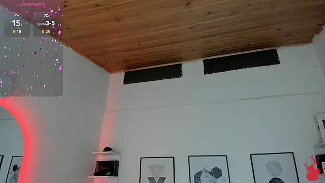 Snapshot of cristal__hot_1 chatting on 10, 3, 2025 cristal hot 1 online show from 10, 3, 2025