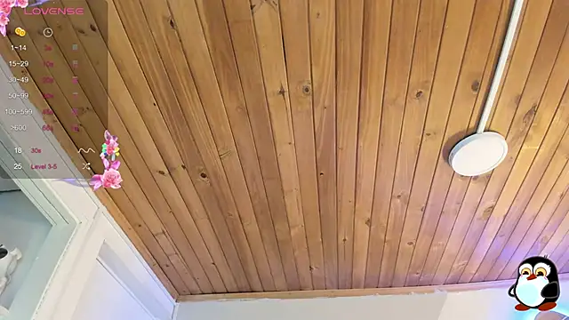 Snapshot of cristal__hot_1 chatting on 26, 10, 2025 cristal hot 1 online show from 26, 10, 2025