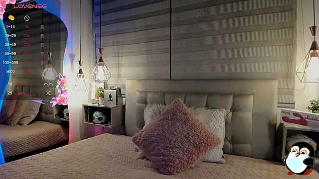 Snapshot of cristal__hot_1 chatting on 19, 11, 2025 cristal hot 1 online show from 19, 11, 2025