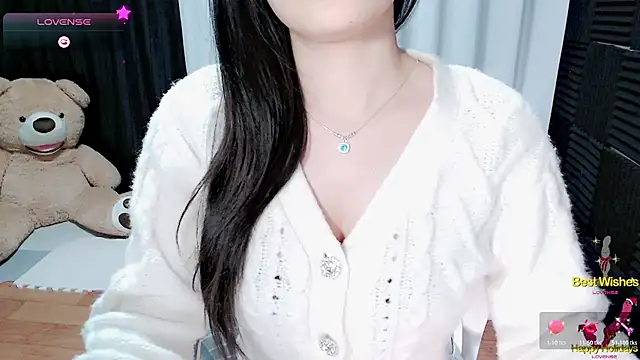 Snapshot of Su_rosie chatting on 14, 12, 2025 Su rosie online show from 14, 12, 2025