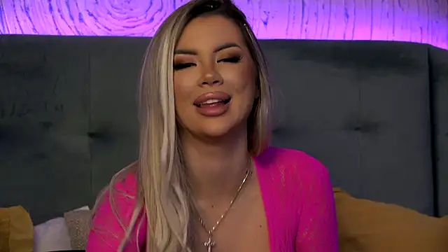 Snapshot of IvyRubens chatting on 10, 2, 2025 IvyRubens online show from 10, 2, 2025