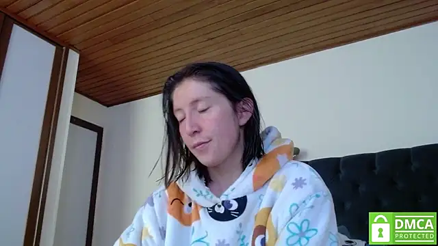 Sophi Cute online show from 28, 12, 2024