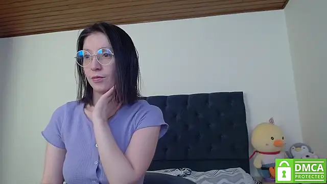 Sophi Cute online show from 4, 1, 2025