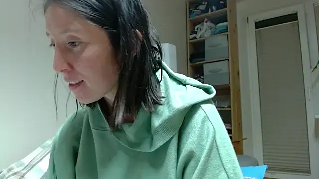 Sophi Cute online show from 7, 2, 2025