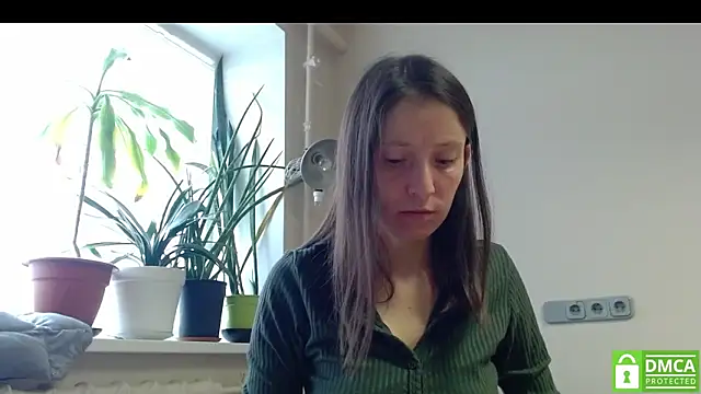 Sophi Cute online show from 5, 10, 2025