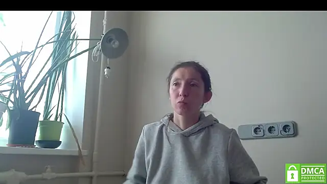 Sophi Cute online show from 7, 11, 2025