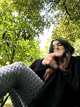 Sam Sara online show from 2, 2, 2025