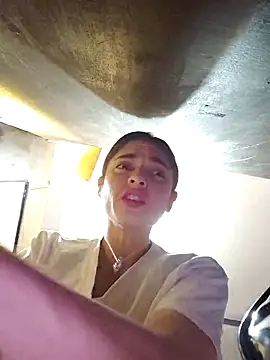 Sam Sara online show from 16, 4, 2026