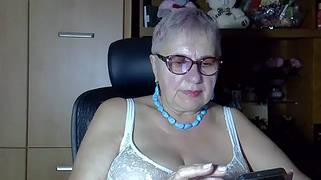 SweetCherry27 online show from 16, 9, 2025