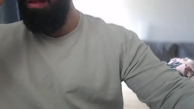 hugemachohandsome online show from 18, 10, 2025