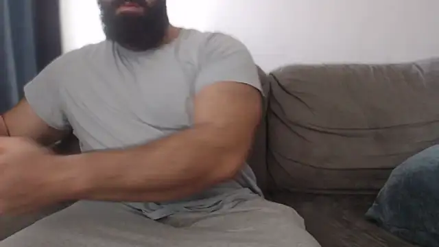 hugemachohandsome online show from 16, 12, 2025