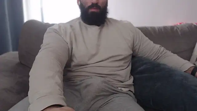 hugemachohandsome online show from 21, 12, 2025