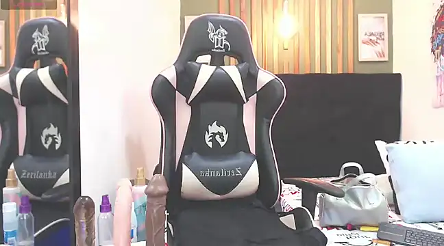 RebeccaSexx online show from 11, 2, 2025