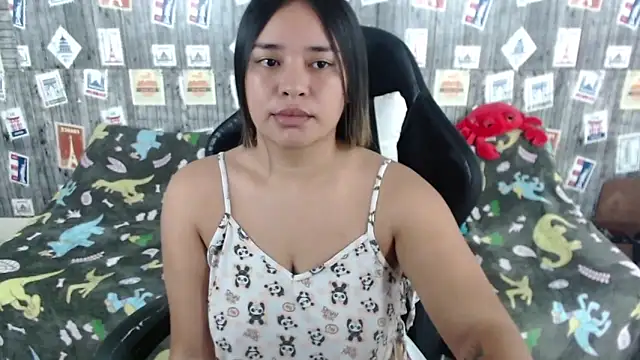 SaraCrow online show from 5, 2, 2025