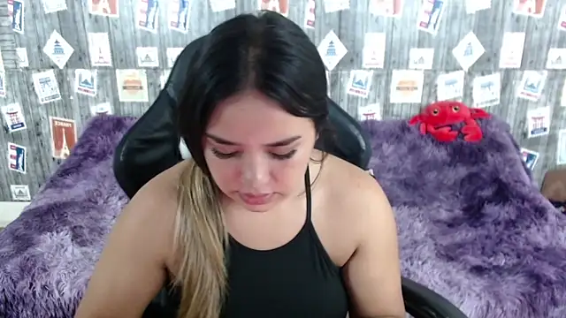 SaraCrow online show from 8, 2, 2025