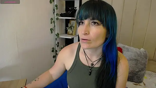 alicia moom online show from 12, 3, 2025