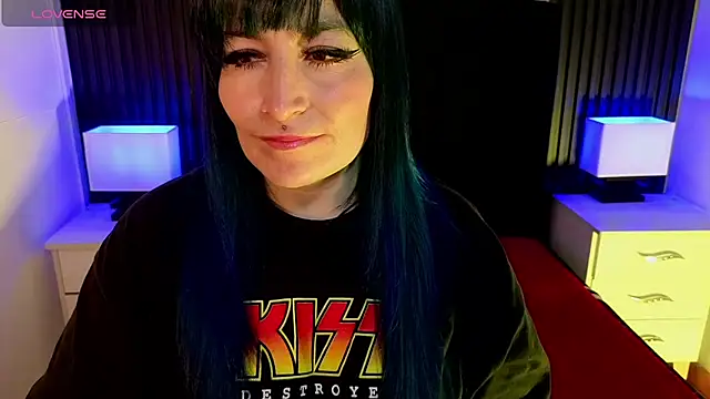 Snapshot of alicia_moom chatting on 26, 6, 2026 alicia moom online show from 26, 6, 2026