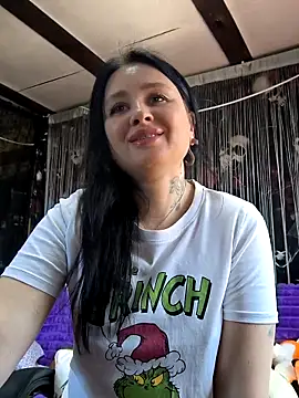 KikiXRed online show from 6, 4, 2026