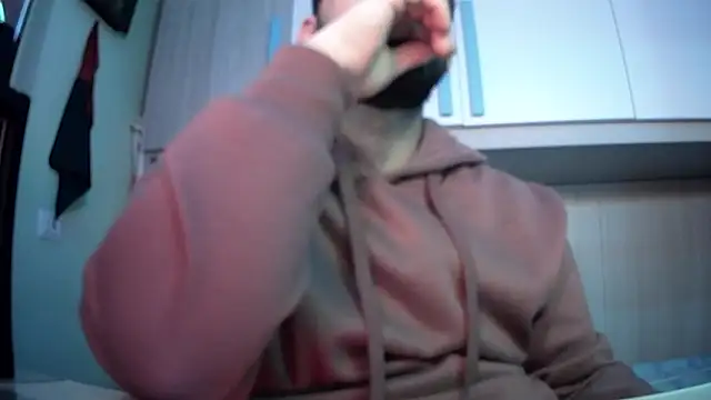 Snapshot of michele1500 chatting on 30, 11, 2025 michele1500 online show from 30, 11, 2025