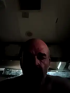 Snapshot of THEFOXNROSE chatting on 16, 4, 2026 THEFOXNROSE online show from 16, 4, 2026