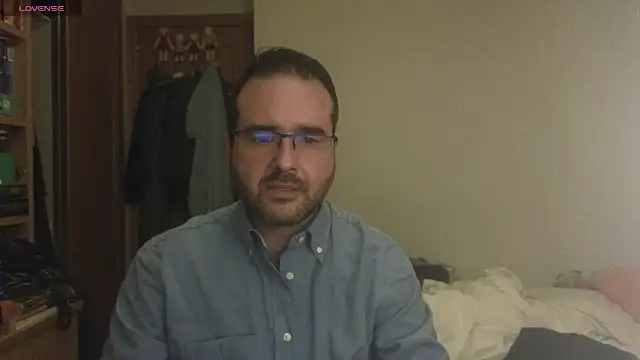 curiosillo83 online show from 8, 3, 2025